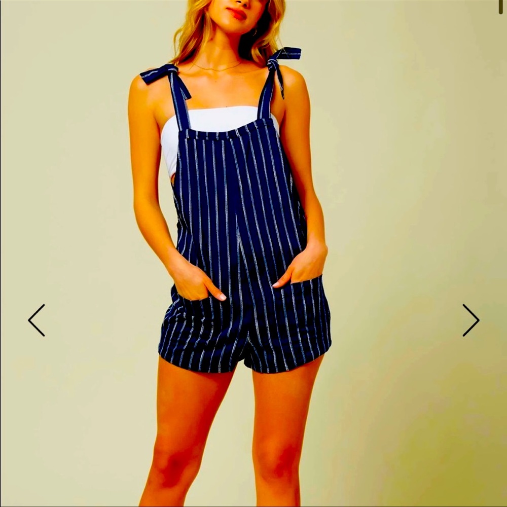 O’Neill Sidney Stripe Navy Romper Medium EUC